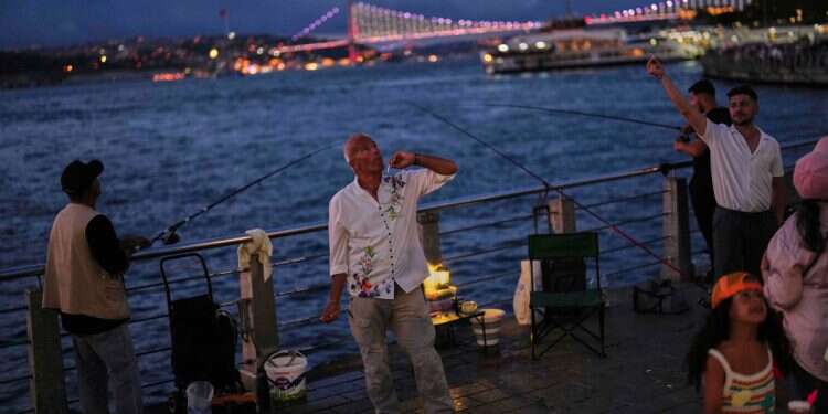 5 arrested after bloody bar brawl in Turkey