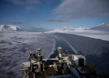 As global powers race for arctic control, Middle East faces strategic ripples