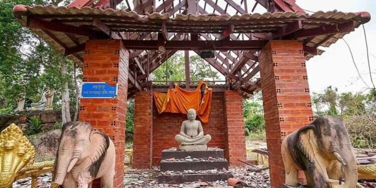 Trump brokers ceasefire talks between Thailand and Cambodia