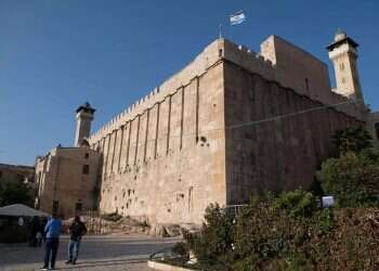 Israel assumes control over Cave of the Patriarchs