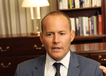 Attorney defends American lobbyist in 'Qatargate' arrest warrant