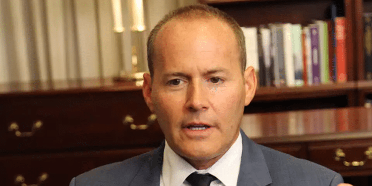 Attorney defends American lobbyist in 'Qatargate' arrest warrant