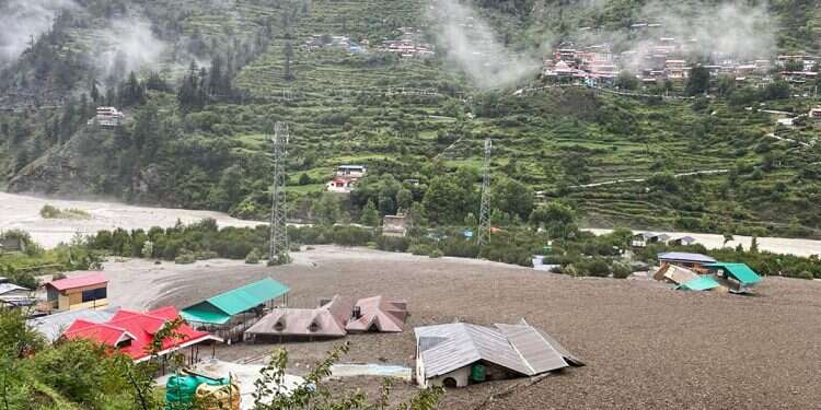 Terrifying videos show homes wiped out in India