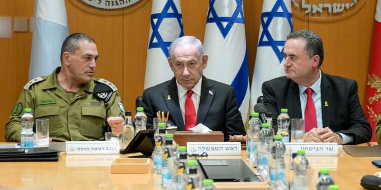 Netanyahu keeps senior ministers in the dark on 'fateful' decision