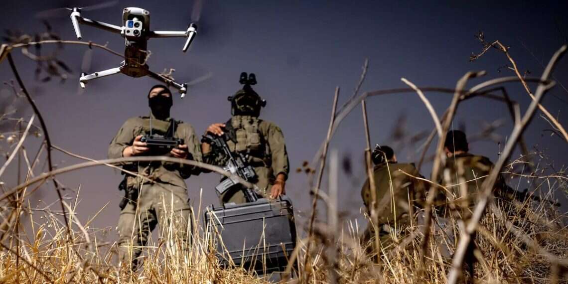 Unit 6 troops operate a drone. “We know how to identify terrorists who blend into the population, isolate them and strike.” | Photo: Erik Sultan Elite commando unit hunting Gaza terrorists: 'Target went to sleep – we struck'