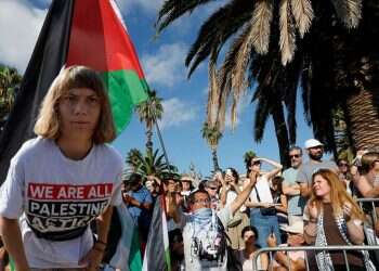 Greta Thunberg's latest flotilla gets going with twist