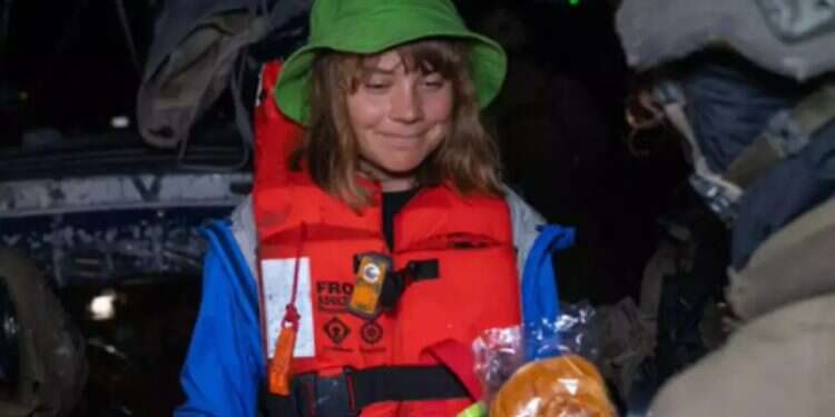 Thunberg heading to Gaza 'with dozens of boats'