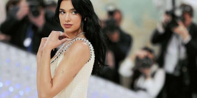 Did Dua Lipa fire Jewish manager over Israel?