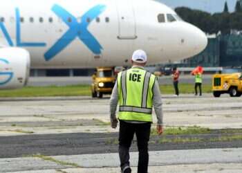 Trump deports 100 Iranians to Tehran