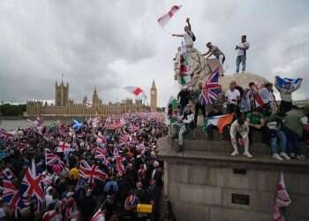 Mass anti-immigration protest sweeps London