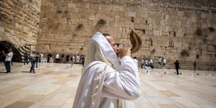 Rosh Hashanah 2025: The ultimate guide and all the answers