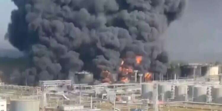 Ukraine steps up pressure on Russia's oil industry