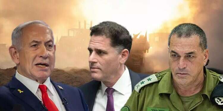 Chief of Staff Eyal Zamir, Strategic Affairs Minister Ron Dermer and Prime Minister Benjamin Netanyahu.
Photo: Yonatan Sindel, Flash90, IDF Spokesperson's Unit Netanyahu's promise: 'We won't allow it'