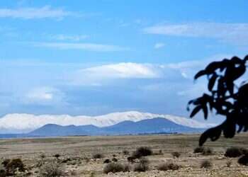 Syria demands return of the Golan Heights amid Arab pressure