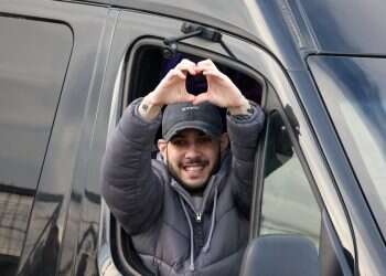 The ring that waited through captivity: Former hostage pops question