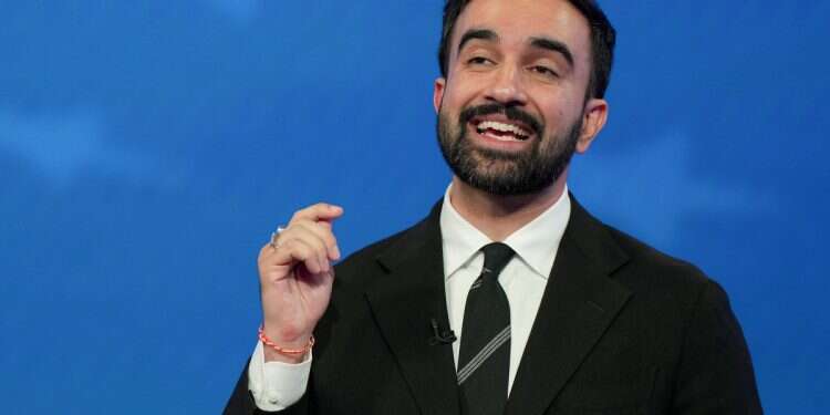 Democratic candidate Zohran Mamdani speaks during a mayoral debate, Thursday, Oct. 16, 2025, in New York Mamdani meets with imam tied to Twin Towers plot