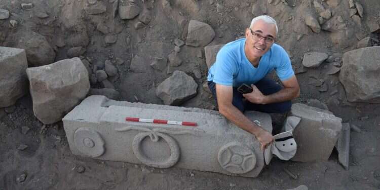 'The synagogue's location wasn't known until now,' says Dr. Mechael Osband from the Zinman Institute of Archaeology at the University of Haifa and senior lecturer in the Department of Land of Israel Studies at Kinneret College Ancient underground synagogue discovered in Golan