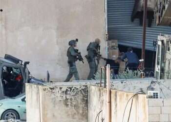 IDF troops shoot suspects after surrender procedure in Jenin