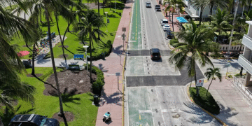 Jewish baby was kidnapped in a crowded Miami Beach street Woman snatches Jewish baby from mother's arms in Miami Beach kidnapping