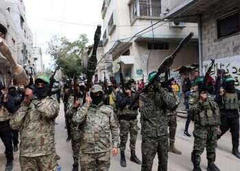 Hamas seeks to keep weapons – Israel sends warning