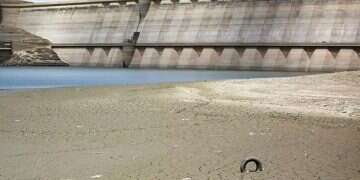 A depleted water reservoir near Tehran. Photo: Social media Tehran on the brink as officials warn of catastrophic water shortages