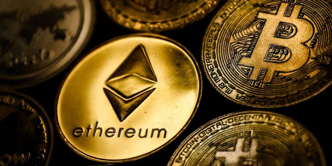'Even smart people fall into the trap': The crypto scam fooling Israelis