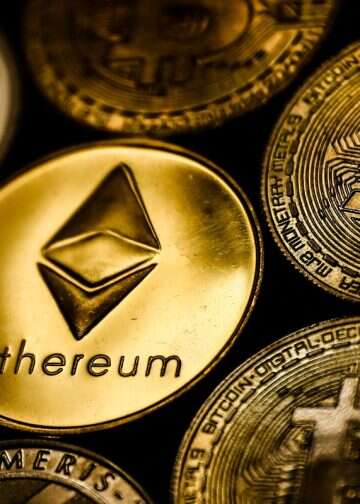 'Even smart people fall into the trap': The crypto scam fooling Israelis