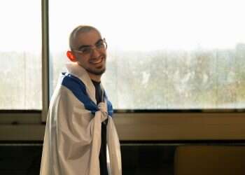 Former hostage Rom Braslavski 'Garbage can full of bodies': Former hostage recounts horrors to Italian leaders