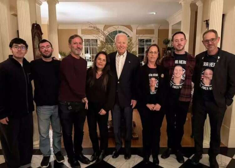 Former hostage families praise US, press for return of Ran Gvili