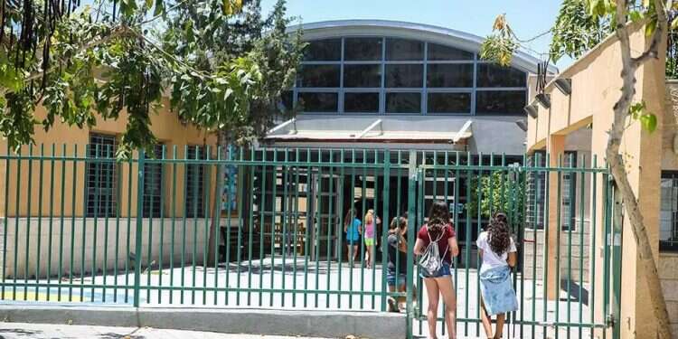 Israel's education system faces dilemma after ceasefire