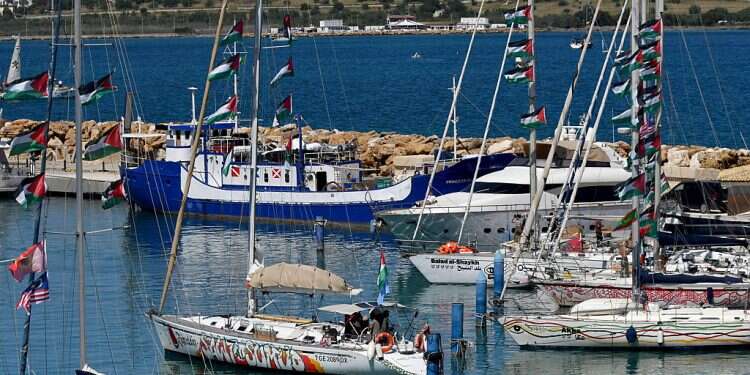 68-vessel flotilla heads for Gaza as Netanyahu convenes emergency security talks