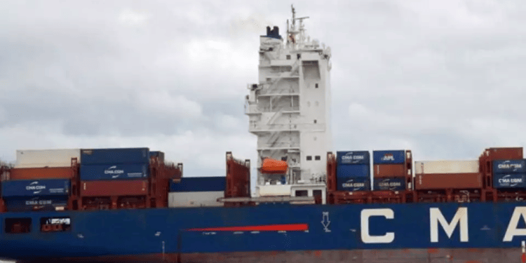 First European vessel crosses Hormuz since Iran war erupted