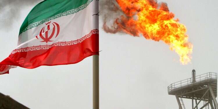 Iranian oil facility. Photo: Reuters Iran's oil industry nears point of no return