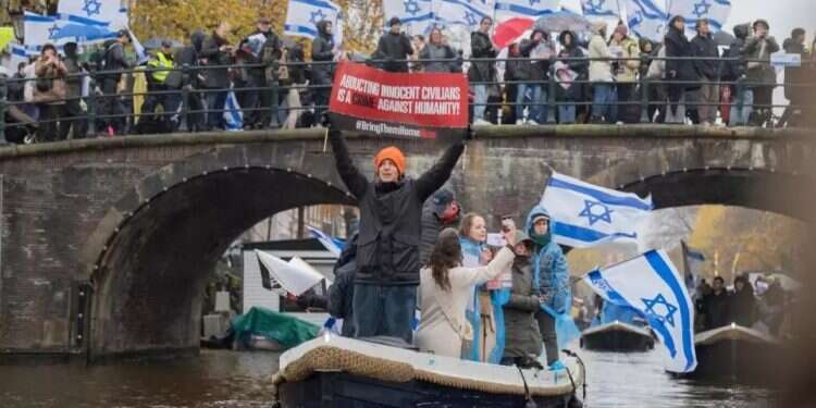 A show of support for Israel. Photo: Chris van Houts Israel is the answer to the Holocaust