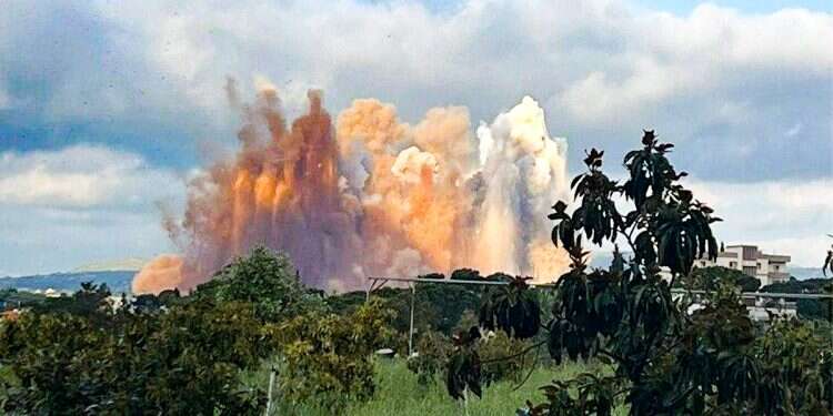 Powerful tunnel explosion near northern Israel IDF tunnel blast in Lebanon triggers earthquake alerts in Israel