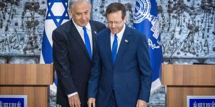 Prime Minister Benjamin Netanyahu and President Isaac Herzog. Photo: Olivier Fitoussi/Flash90 Herzog invites parties in Netanyahu trial to discuss plea bargain