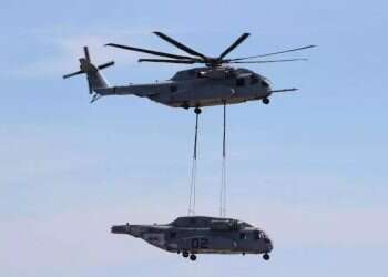 US Marines complete first successful CH-53K helicopter-to-helicopter lift