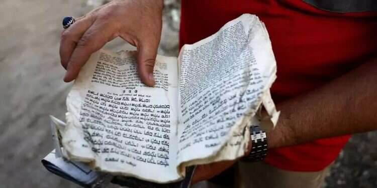 How did war unfold for Iran's Jews?