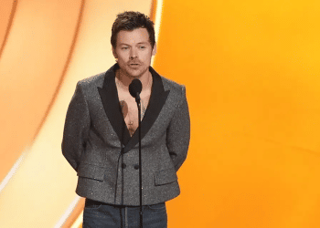 Harry Styles breaks his silence on Israel-Gaza with a single word