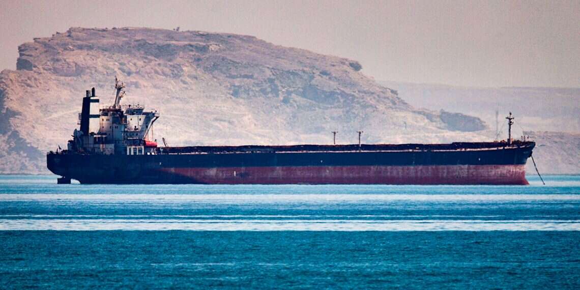 US Navy escorts ships through Hormuz as Iran threatens escalation