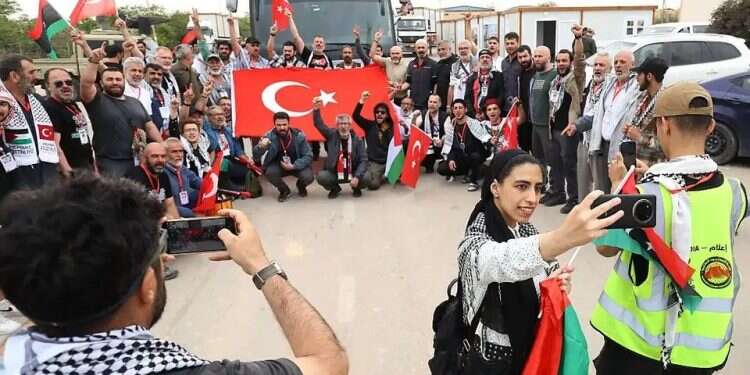 200 Gaza flotilla activists stranded in Libya