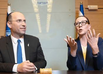MKs Simcha Rotman (L) and Yulia Malinovsky (R) The coalition-opposition alliance that pushed Israel's Hamas prosecution law into force