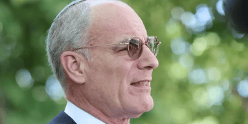 Israeli Ambassador in Washington Yechiel Leiter 'Cancer within the Jewish community': Israel's US ambassador attacks J Street