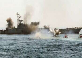 Israeli source confirms Iran, US exchange fire in Strait of Hormuz