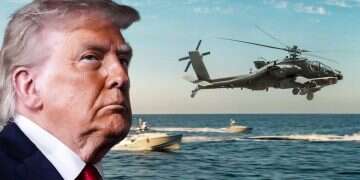 Trump, alongside the helicopter and UAV. Photo: AP Trump vows US response after Iran downs Apache helicopter