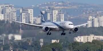 Major upgrade for passengers. Photo: David Daniel El Al to launch free internet on flights from 2027