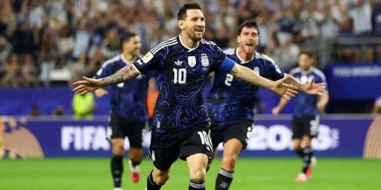 Lionel Messi celebrates