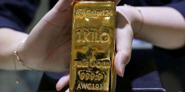 The police raid sparked a power struggle between two of Indonesia’s security and law-enforcement agencies. Photo: CNN $20 million in cash, gold bars found at top anti-corruption official's home