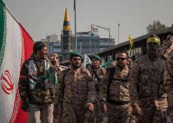 IRGC military. Photo: AP Power struggle grips Tehran as Revolutionary Guards tighten control