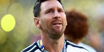 Lionel Messi cries. Photo: Reuters Messi leaves Argentina teammates guessing over future